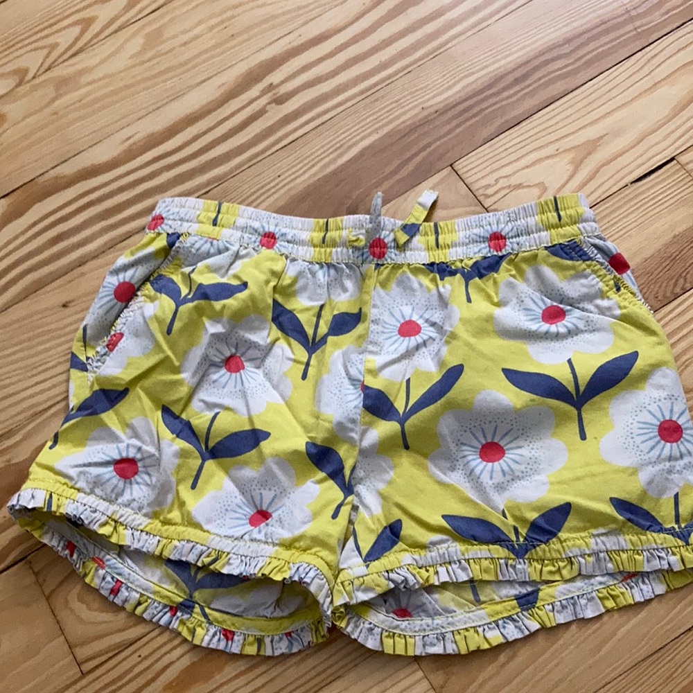 mini boden girls shorts, size 10y
